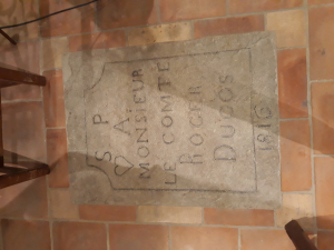 tombe roger ducos.jpg